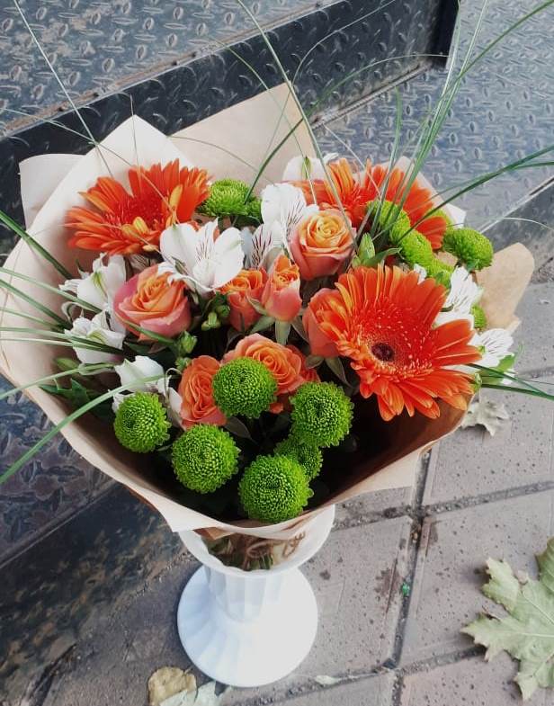 Букет цветов из: Герберы, Хризантемы, Альстромерии и Розы в Акулово