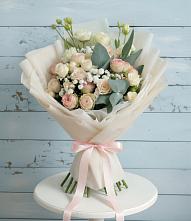 Букет цветов из:  Розы и Лизиантусы #REPLACE_PRED# Акулово