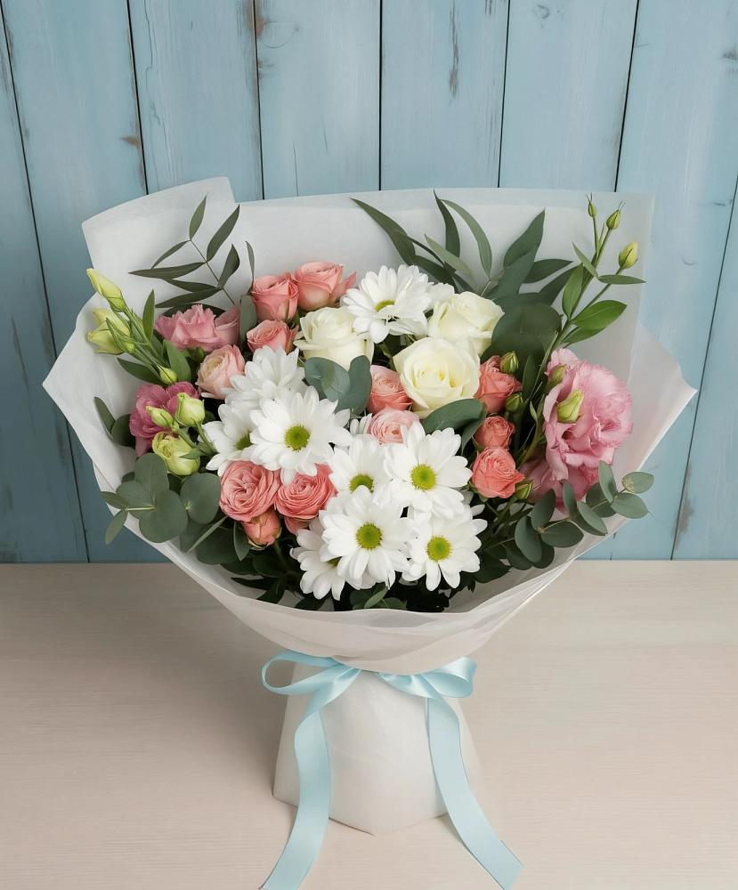 Букет цветов из: Розы, Лизиантусы и Хризантемы в Акулово
