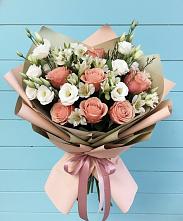 Букет цветов из:  Розы, Альстромерии и Лизиантусы в Акулово