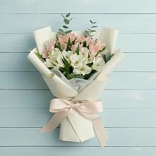 Букет цветов из:  Альстромерии #REPLACE_PRED# Акулово