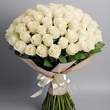 Букет 101 беля роза Белоснежка в Акулово