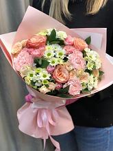 Букет нежные объятья в Акулово Букет цветов из: Гвоздики, Розы и Хризантемы в Акулово