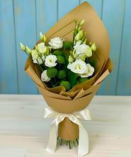 Букет цветов из:  Хризантемы и Лизиантусы в Акулово