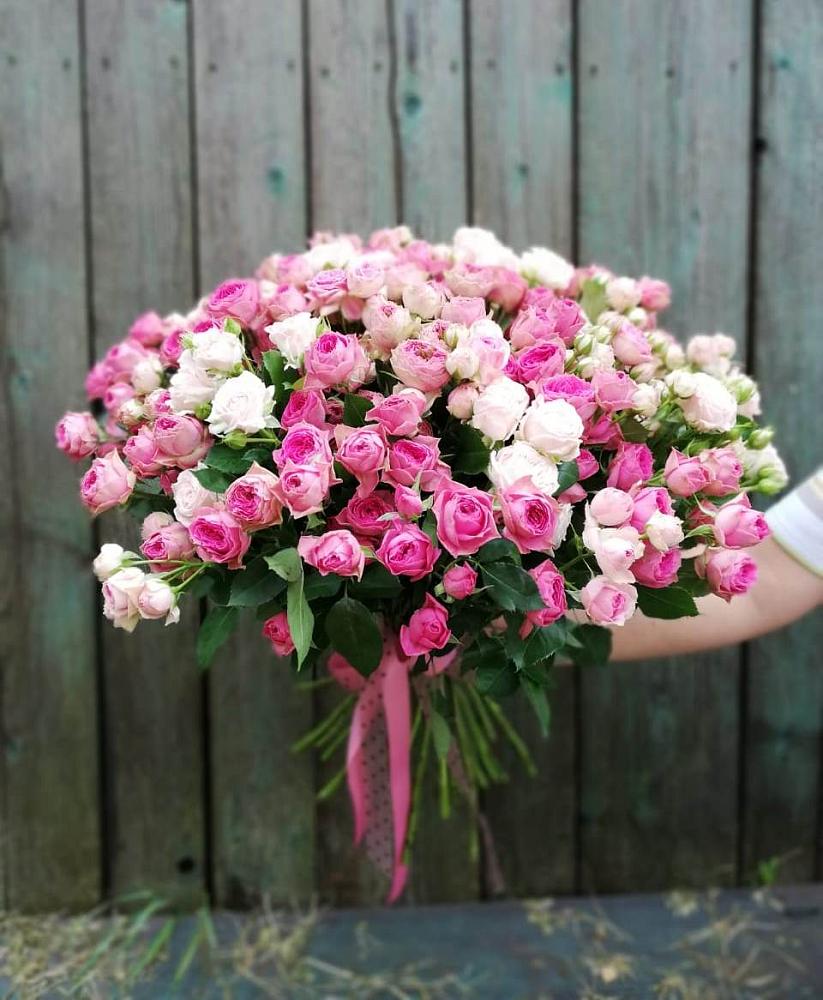 Букет Розовые кустовые розы Натали и Лав Лидия в Акулово