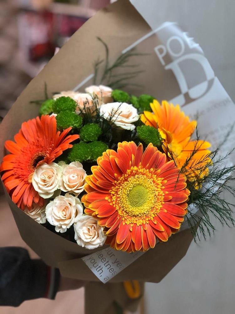 Букет цветов из: Герберы, Хризантемы и Розы в Акулово